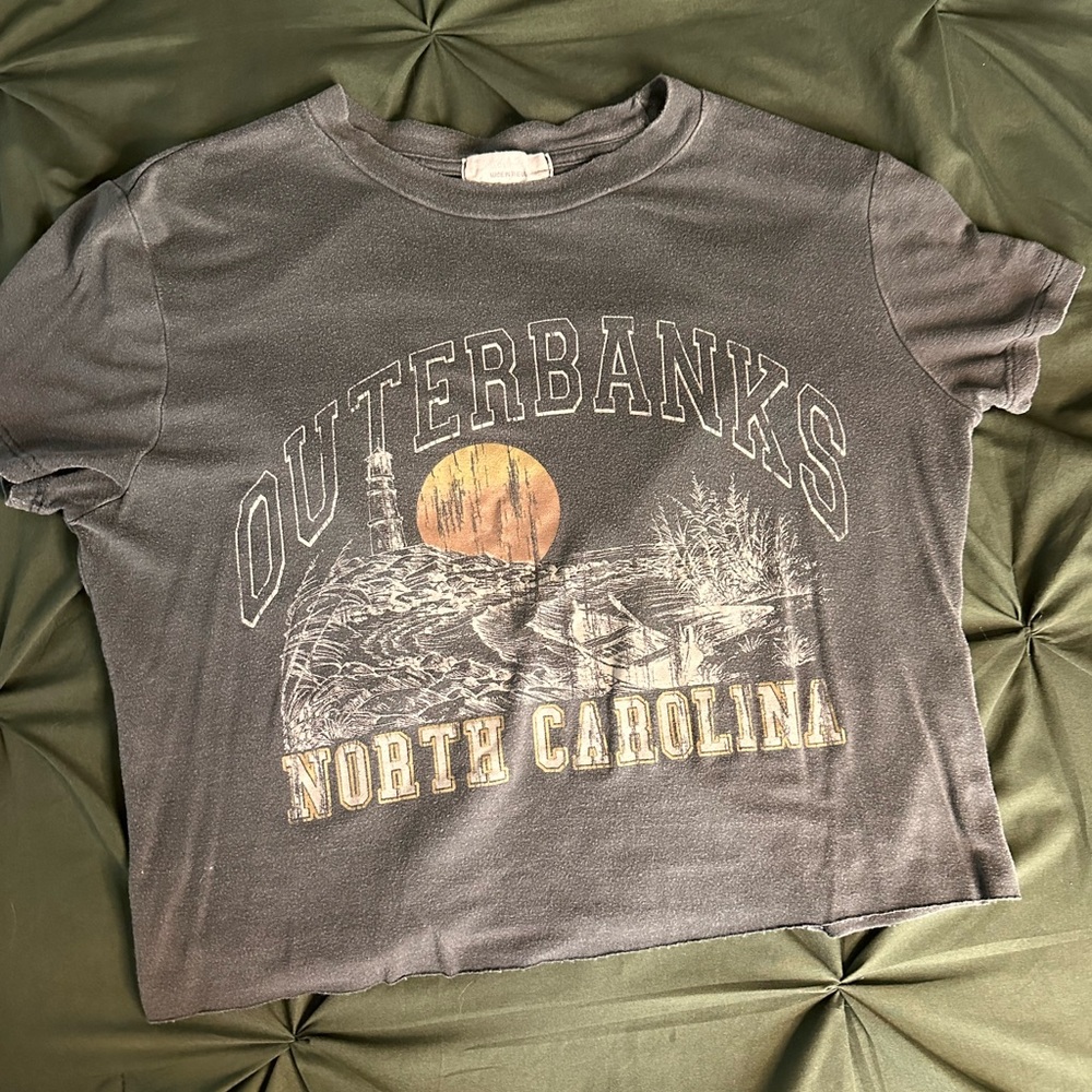 Outer Banks Cropped Tee